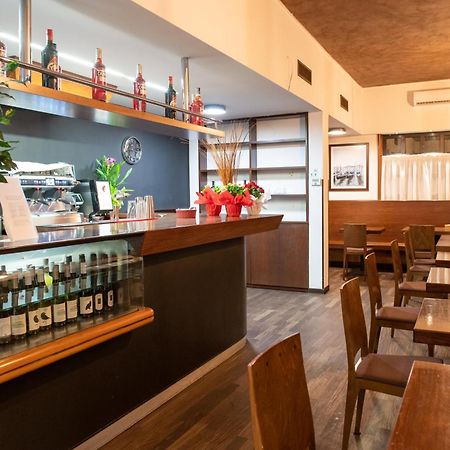 Hotel Autoespresso Venice - Atika & Atif Маргера Экстерьер фото