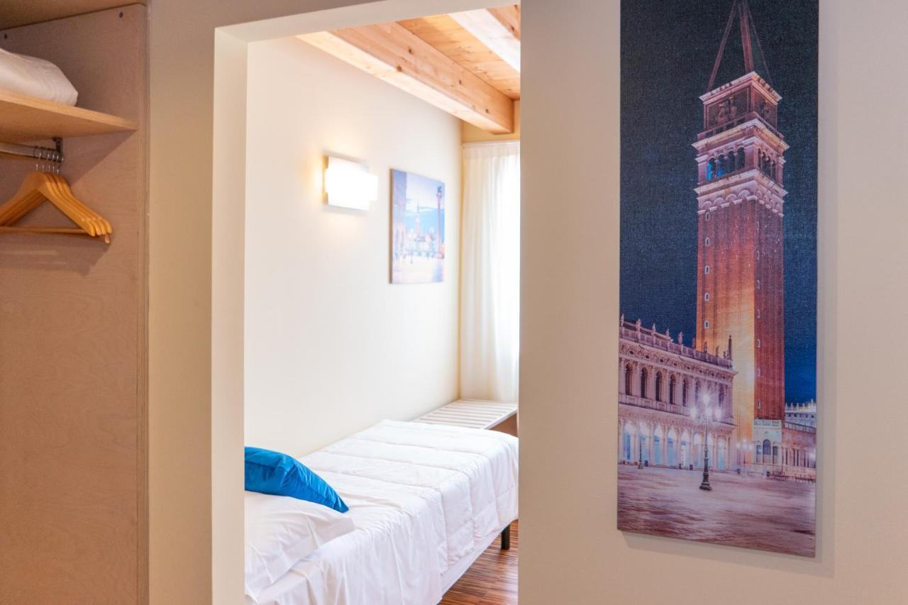 Hotel Autoespresso Venice - Atika & Atif Маргера Экстерьер фото
